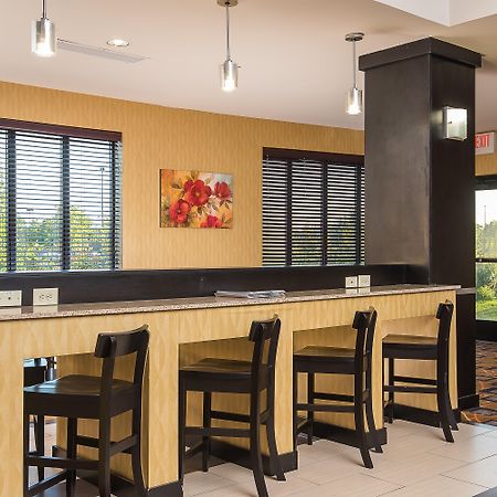 Holiday Inn Express And Suites Lafayette East By Ihg Eksteriør billede