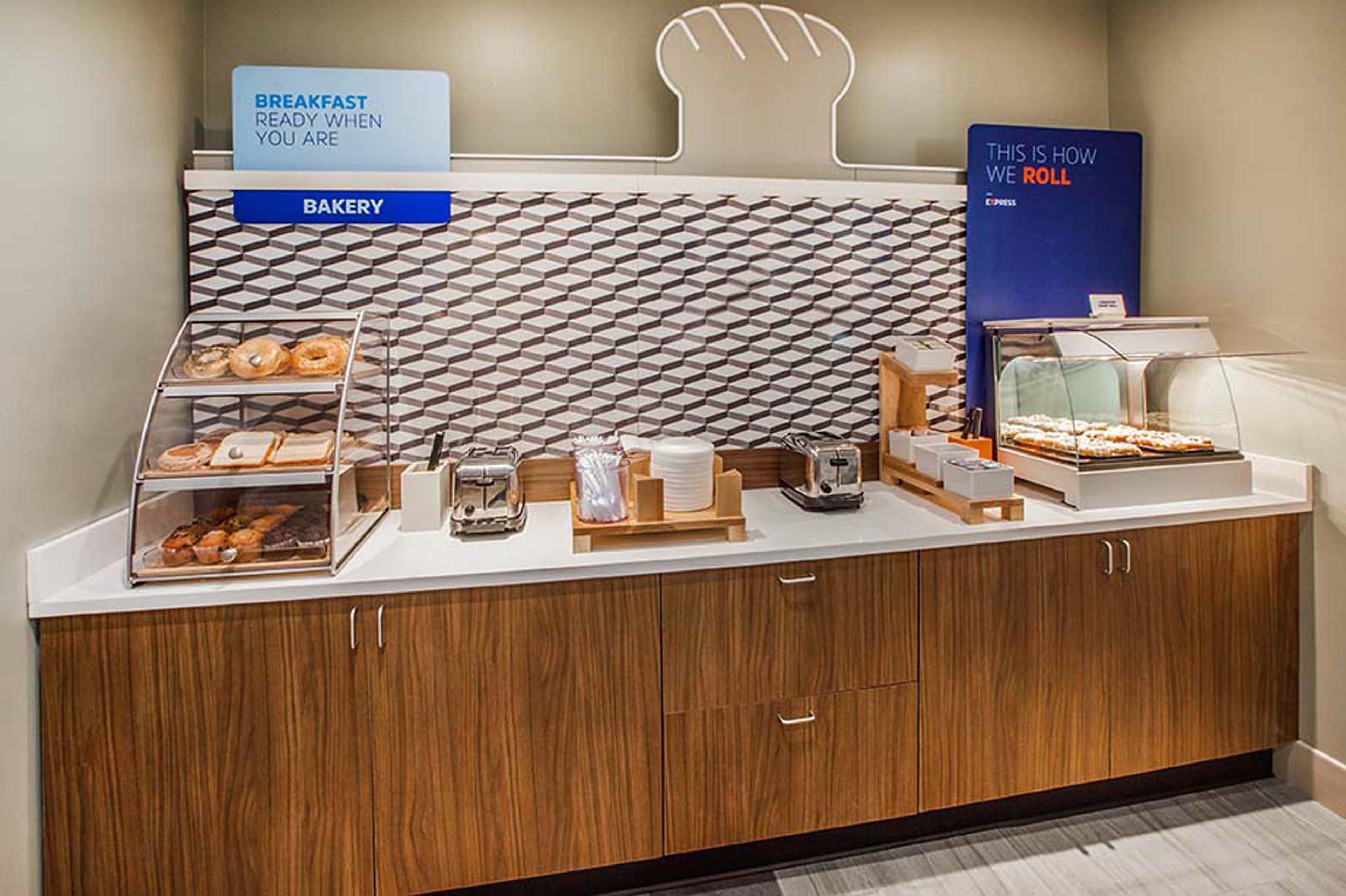 Holiday Inn Express And Suites Lafayette East By Ihg Eksteriør billede